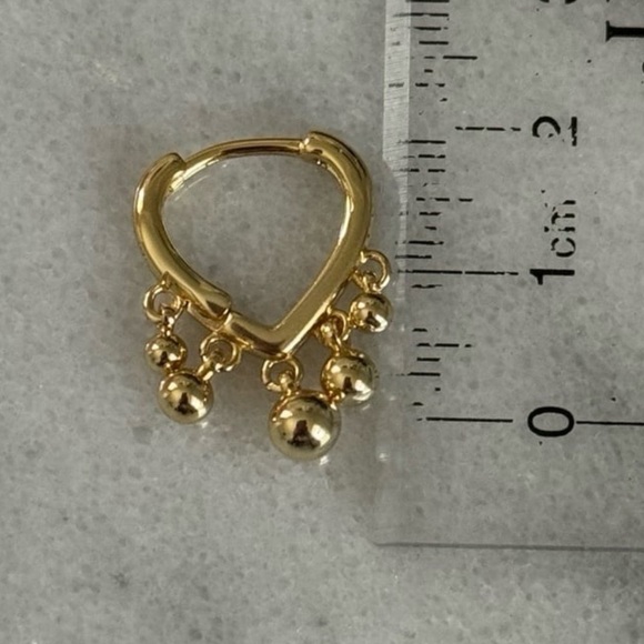 Gold Beaded Tassel Triangle Hoop Earrings Brand New - Picture 2 of 4